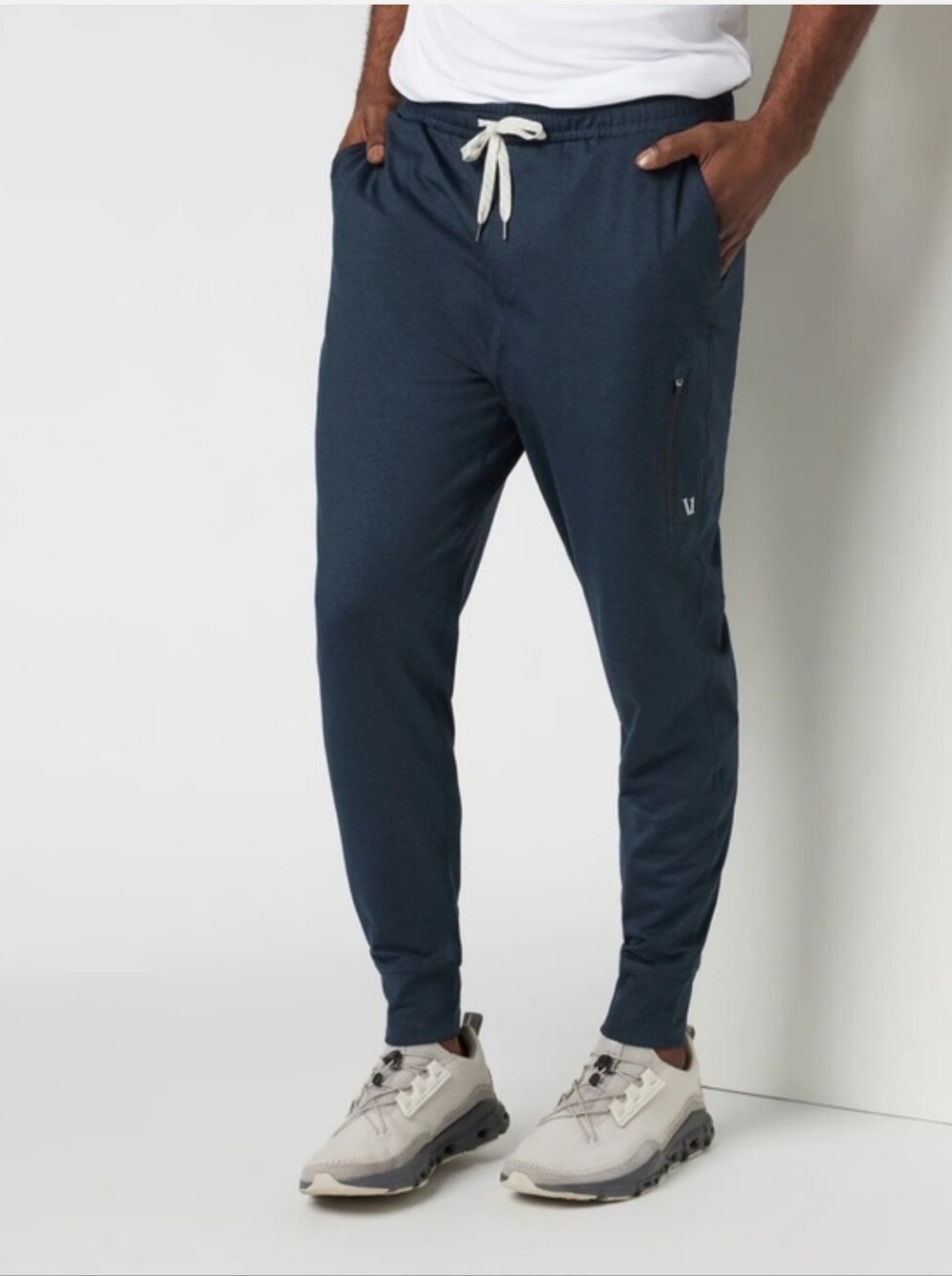 Vuori Navy Blue Sunday Performance Zip Pocket Drawstring Joggers Size Medium
